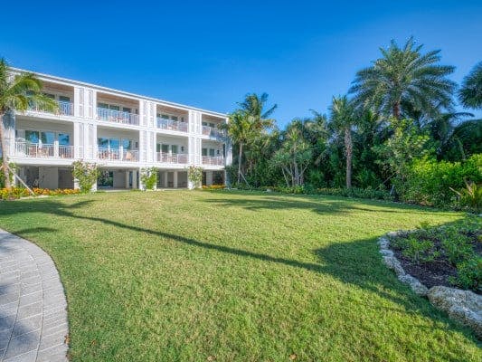 Florida Keys pet friendly rental Islamorada Premium Villa 1 - Ocean Views