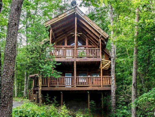 Wears Valley 7 Tennessee cabins with hot tubs