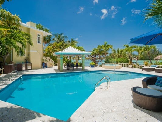 Kaiku Cayman Islands villas with pools