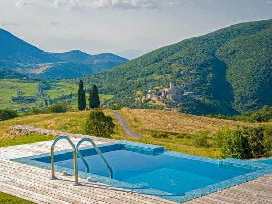 Cleante Umbria villas with pools