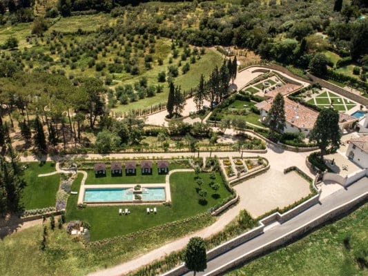 Feronia large villa in Tuscany