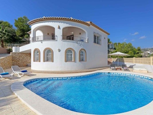 Villa Blanc Spain villas with pools
