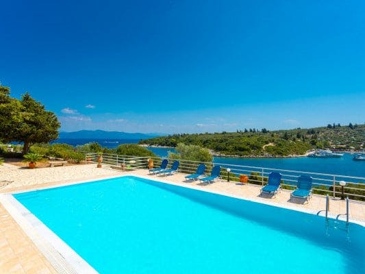 Dolphin House Paxos villas with pools