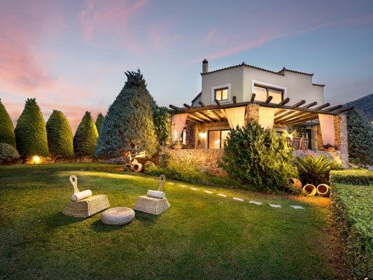 Villa Golden Crest long-term vacation rentals Europe