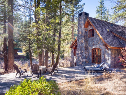 Lake Tahoe 37 honeymoon cabin rental