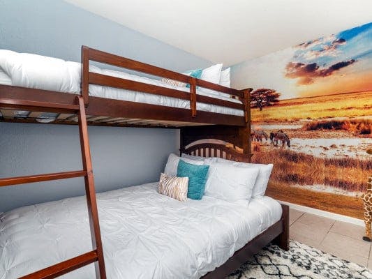 Windsir Hills 1017 Windsor Hills rentals with themed bedrooms