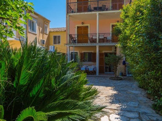 Effie Apartment condos in Greece