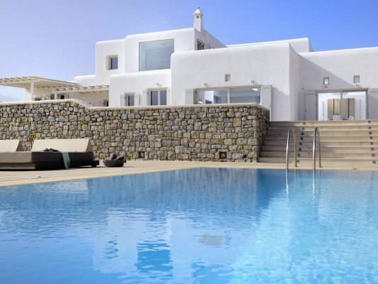 Villa Victor Mykonos villa for large groups with pool