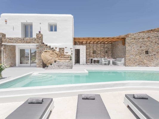Villa Salty villas in Greece with private pools