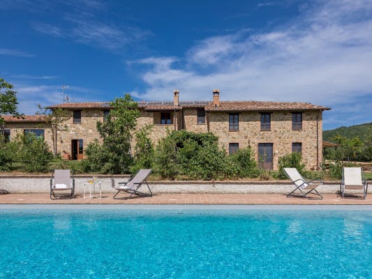 Podere Pomasciano villa in Italy with pool