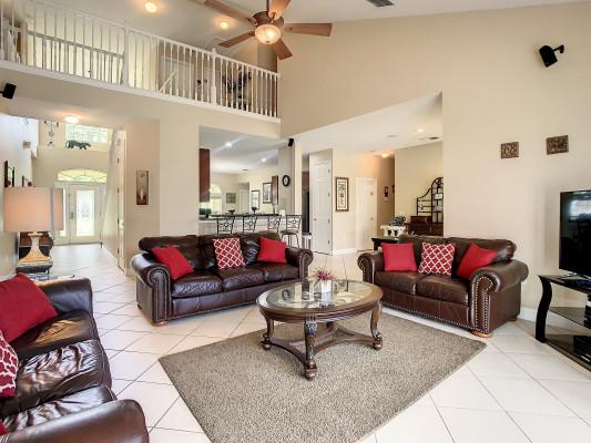 Formosa Gardens 553