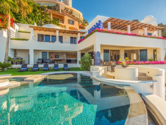 Villa Perla long-term rentals in Mexico