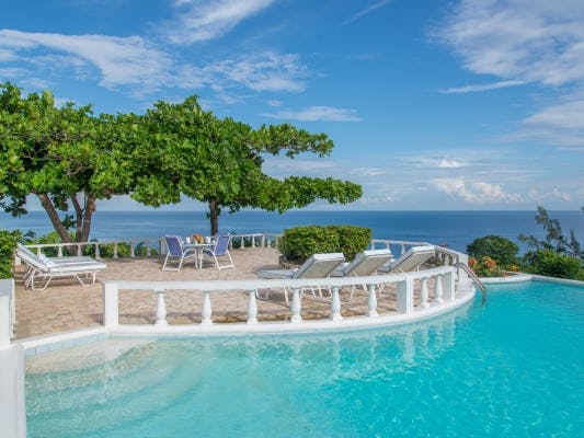Cliffside Cottage Jamaica villa