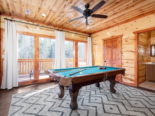 Wears Valley 26 cabin with game room