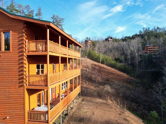 Wears Valley 26 pet friendly rentals in the Great Smoky Mountains