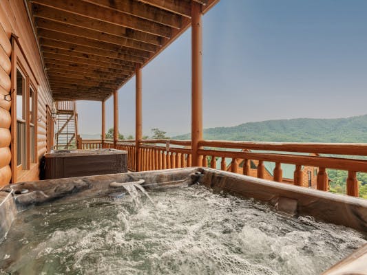 Pigeon Forge 78 cabins with hot tubs