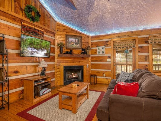 Pigeon Forge 205 romantic cabin with fireplace rental
