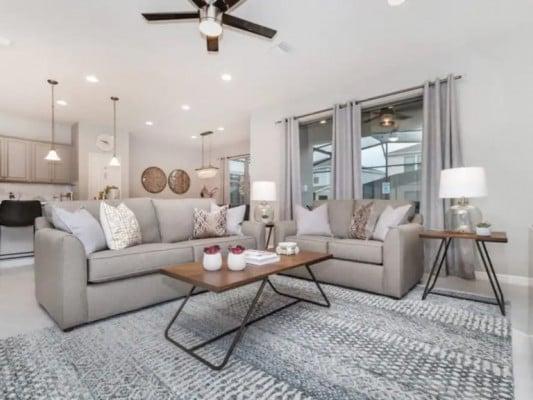 Windsor at Westside 1271