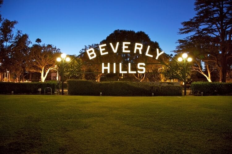 beverly hills sign at dusk
