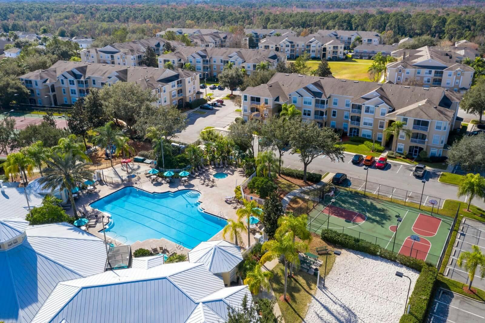 aerial view of pool at windsor palms