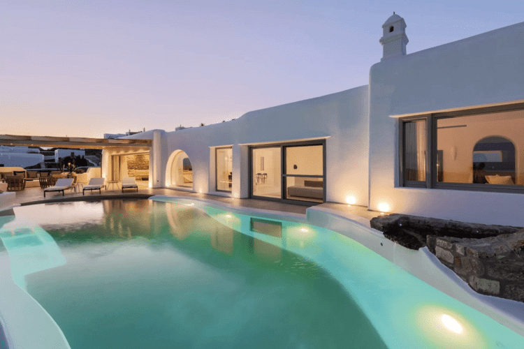 pool of white villa