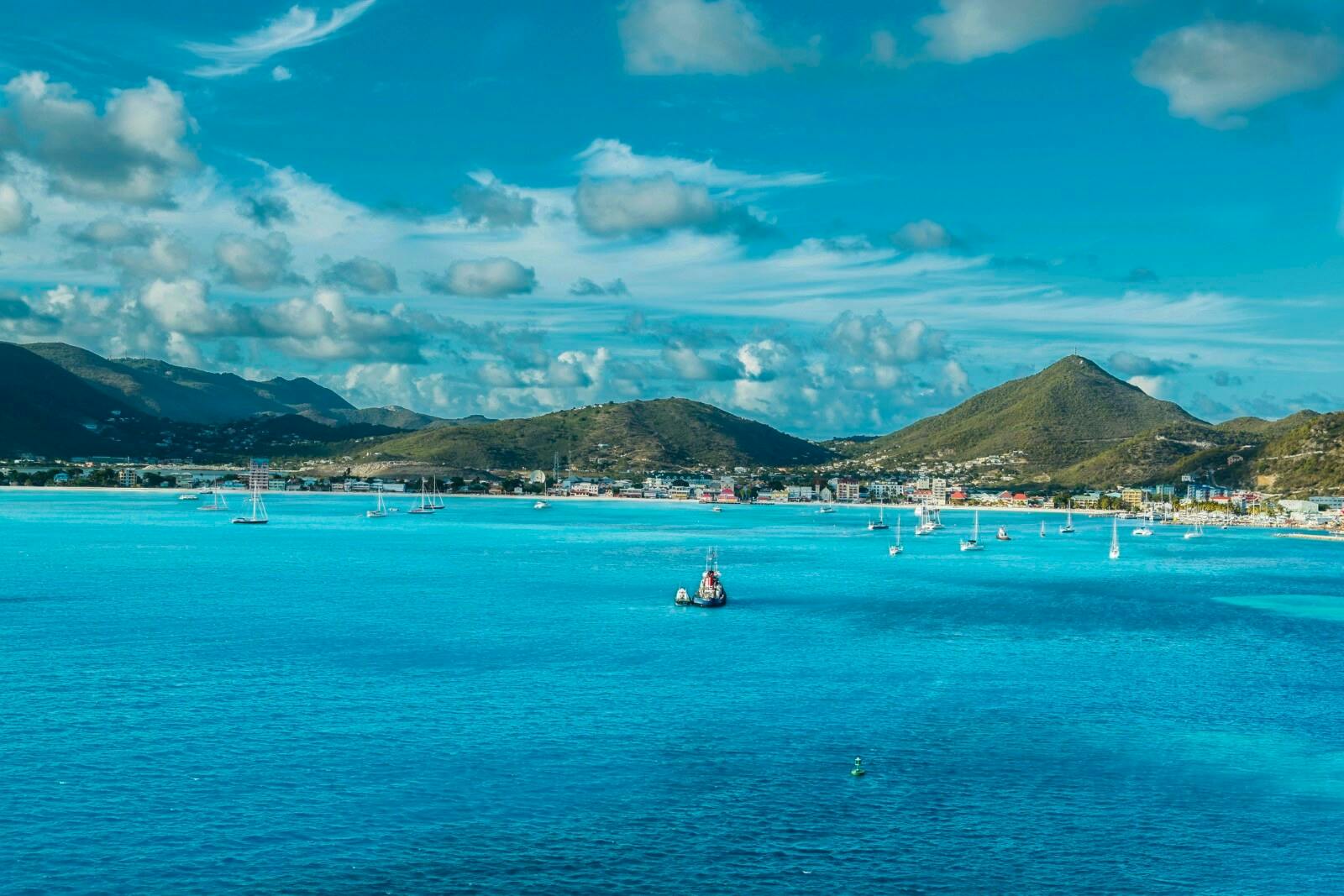 sea and islands in st martin