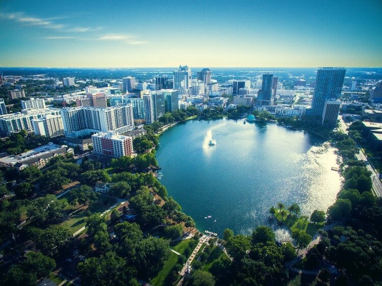 aerial view of a lake in orlando