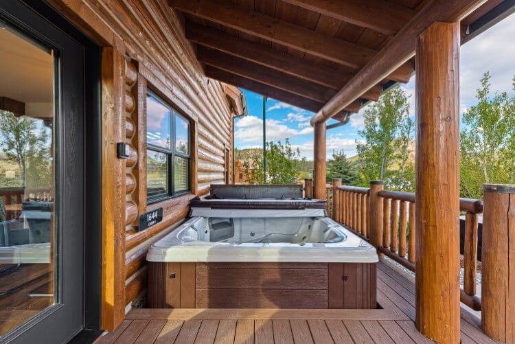 Estes Park 8 cabin rental with hot tub