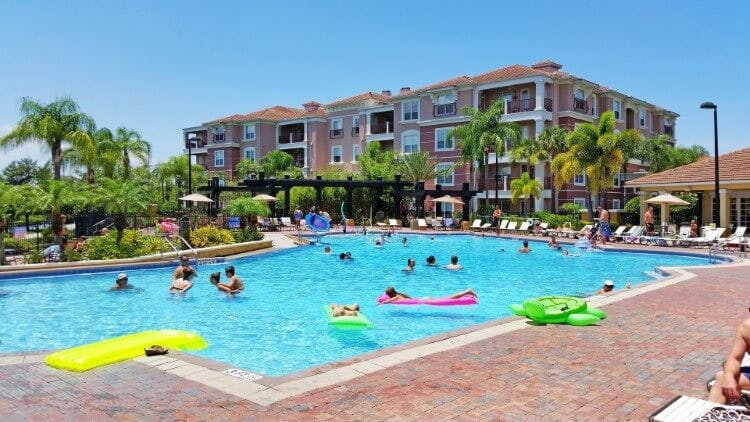 Vista Cay resort pool