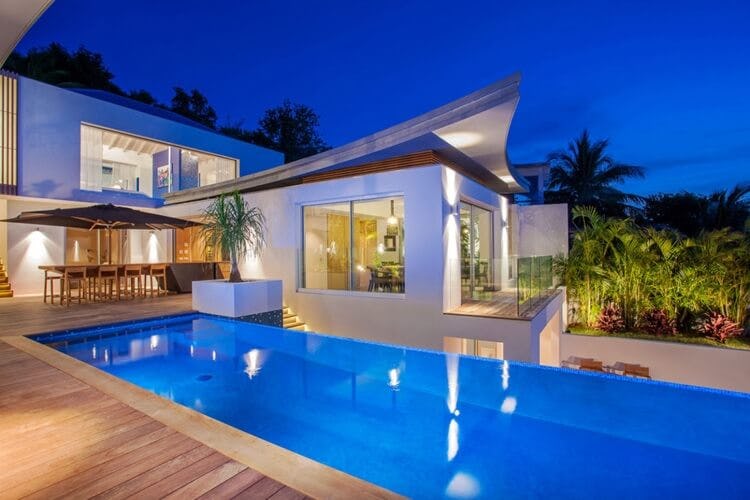 modern white villa with infinity pool