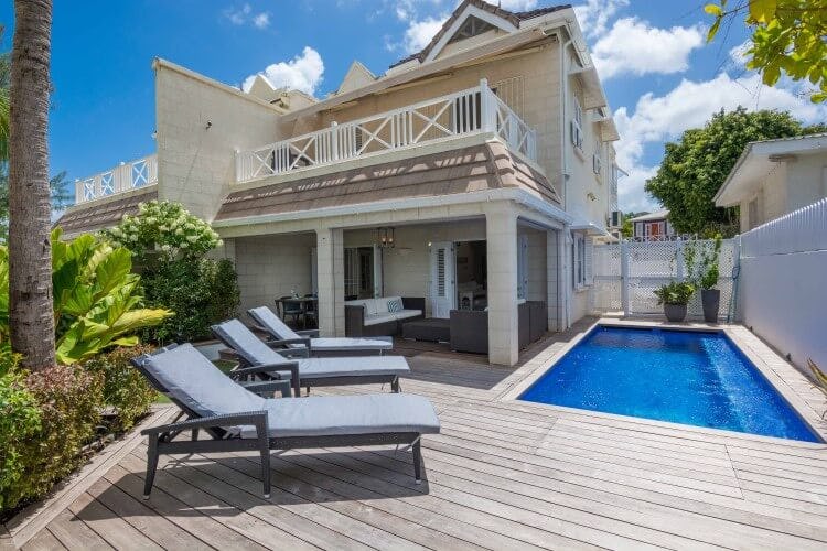 Radwood 1 beach villa in Barbados with pool