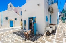 Greece shopping in Matoyianni Street – Things to do in Mykonos