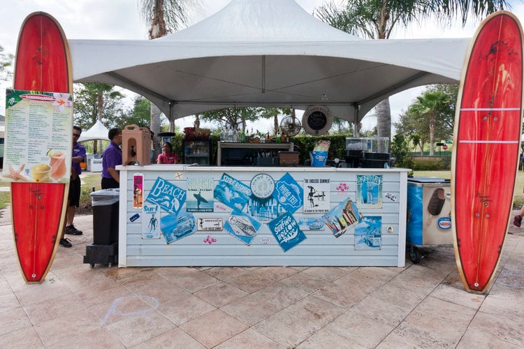 Restaurants at Reunion Resort outdoor drink and snack stand