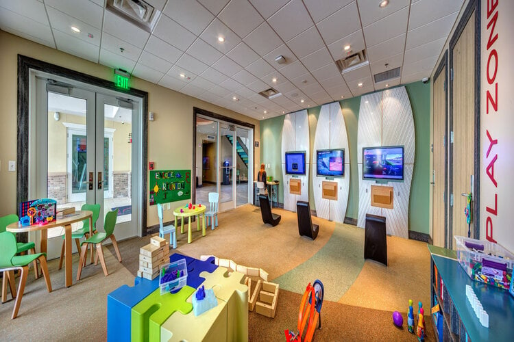 Encore Resort kids activities. Kids fun room in the resort, perfect for all-weather activities and crafting.