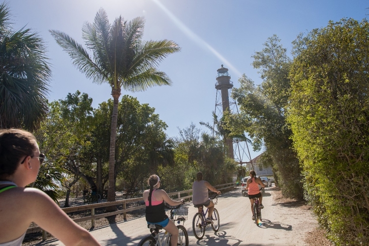 Cycling is one of the popular free things to do in Florida for families