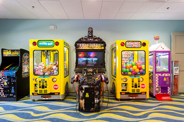 Kissimmee resorts arcade at champions gate