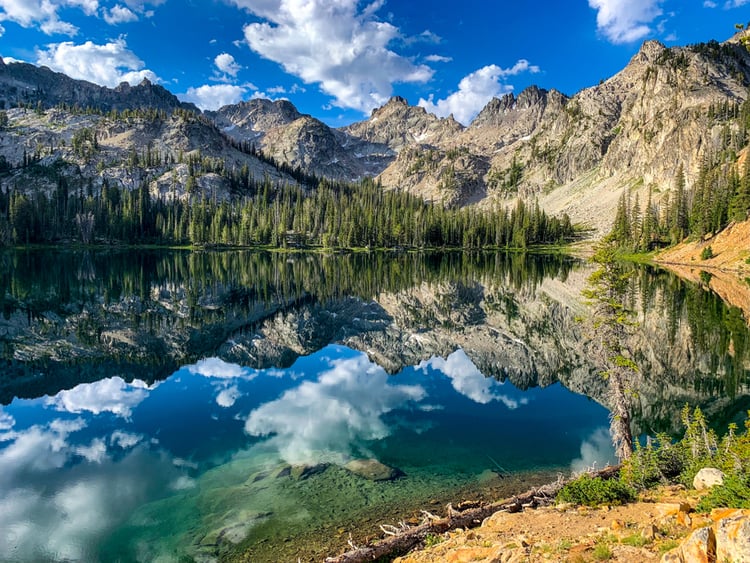 Idaho lake scenery