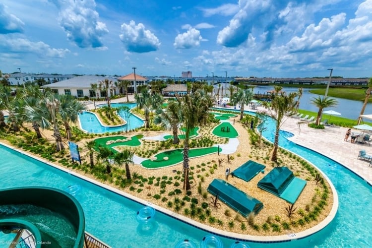 Orlando resorts with water parks. Storey Lake resort pool with lazy river and mini golf. Top Villas