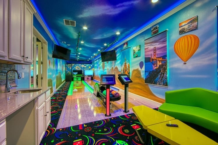 Orlando villas with bowling alleys -
Verandah Palms 4