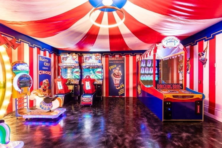 This circus-themed space is one of the best game rooms for kids