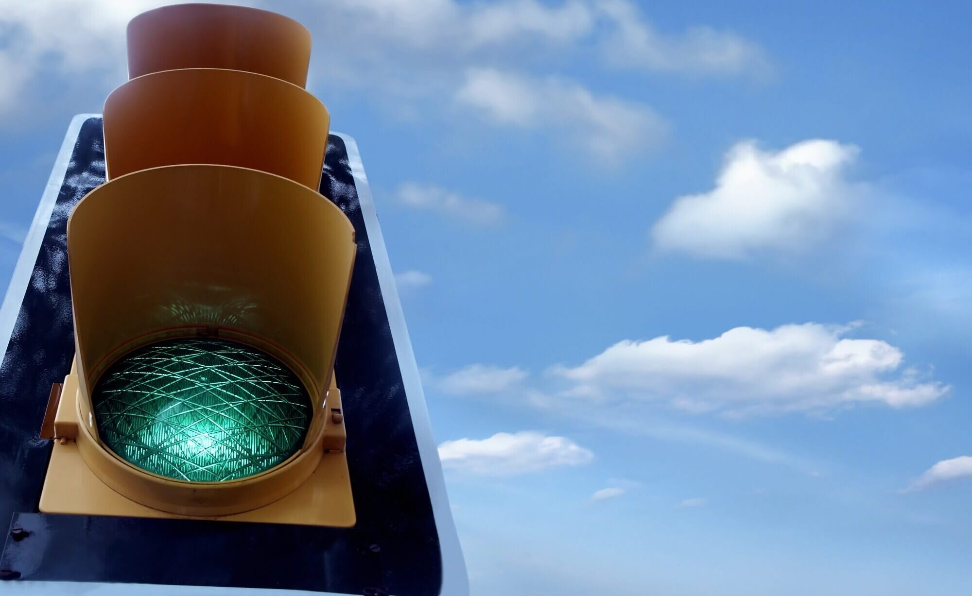 travel traffic light system