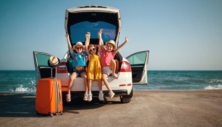 Beach vacation packing list for families