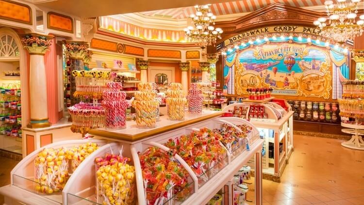 The best gluten-free snacks at Disneyland Paris were found in the Boardwalk Candy Palace.