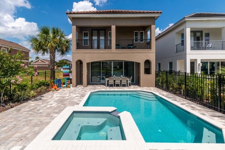 Villa in Orlando with a private pool