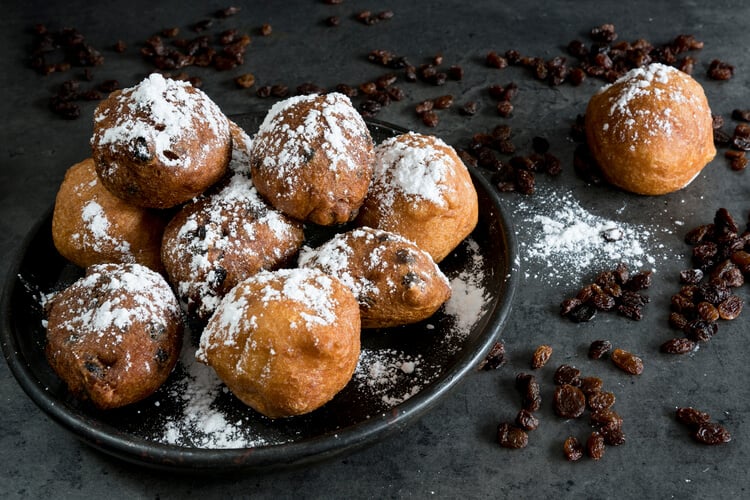 A plate of oliebollen donuts