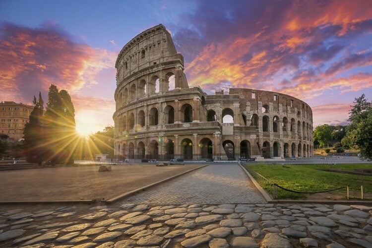 colosseum in rome at sunset