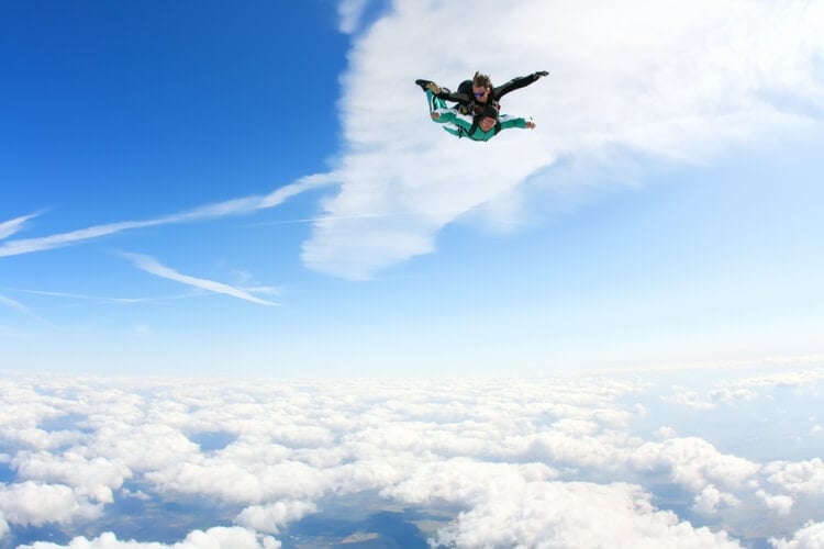 two people skydiving in tandem in orlando