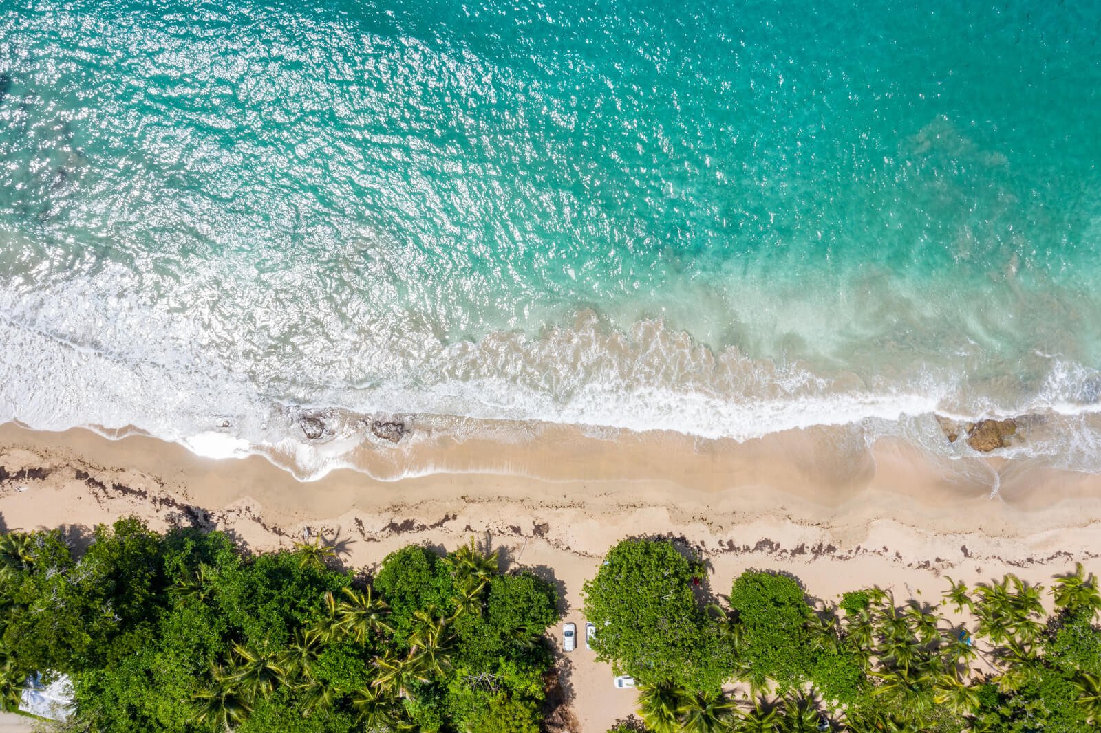 An ariel shot of a Costa Rica beach