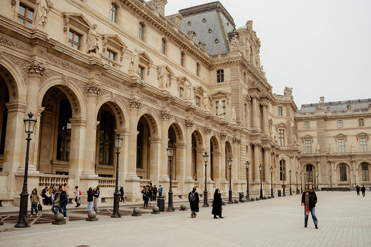 Louvre Paris